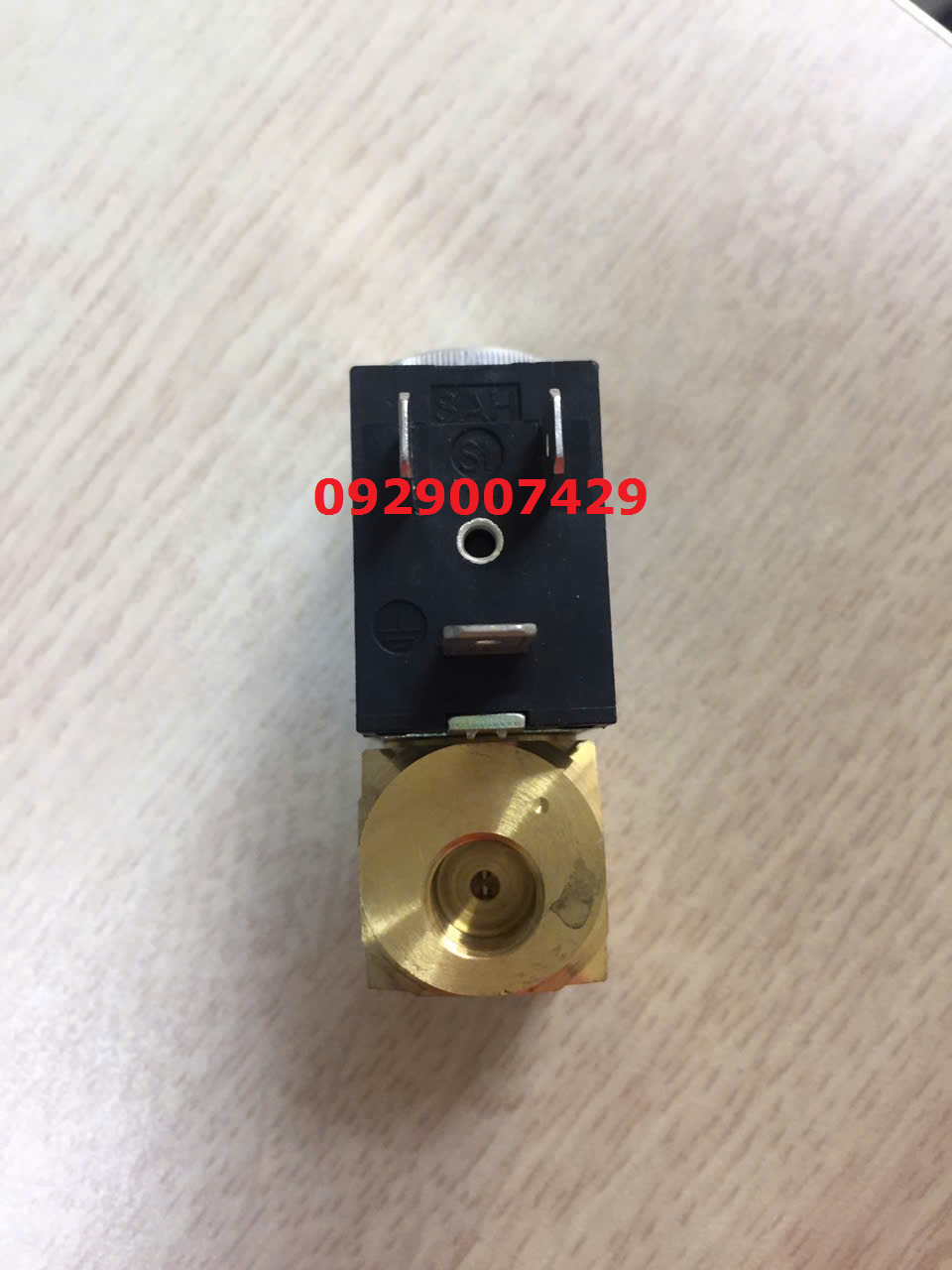 Van điện từ 3 ngả Staiger 630 000 282 MA 321-005 P